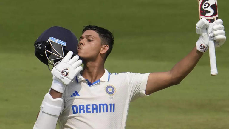 First Time In 147 Years! Yashasvi Jaiswal Creates New WORLD RECORD During His 214-Run Knock Against England